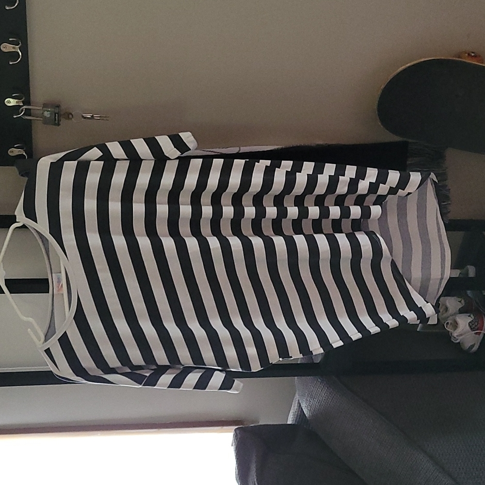 LulaRoe, XS, white and navy striped